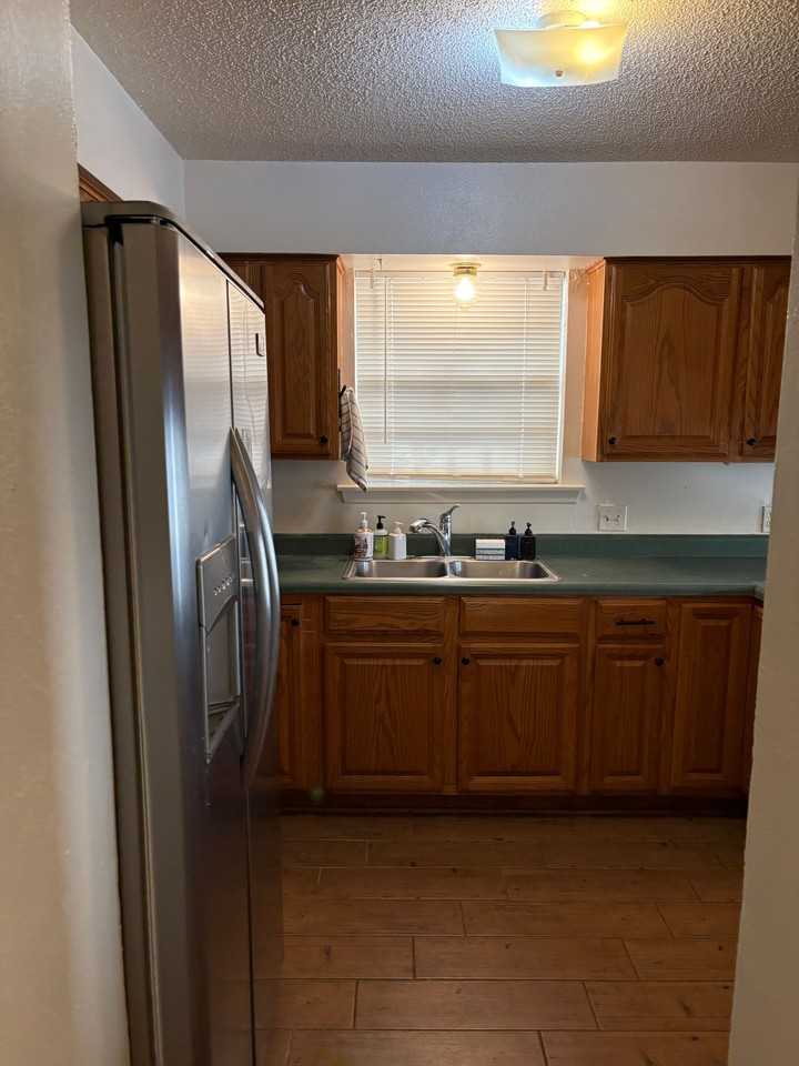 1827 8th St #1827 - Photo 7 of 11