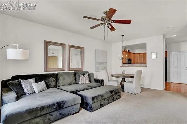 7070 Red Sand Grv - Photo 4 of 22