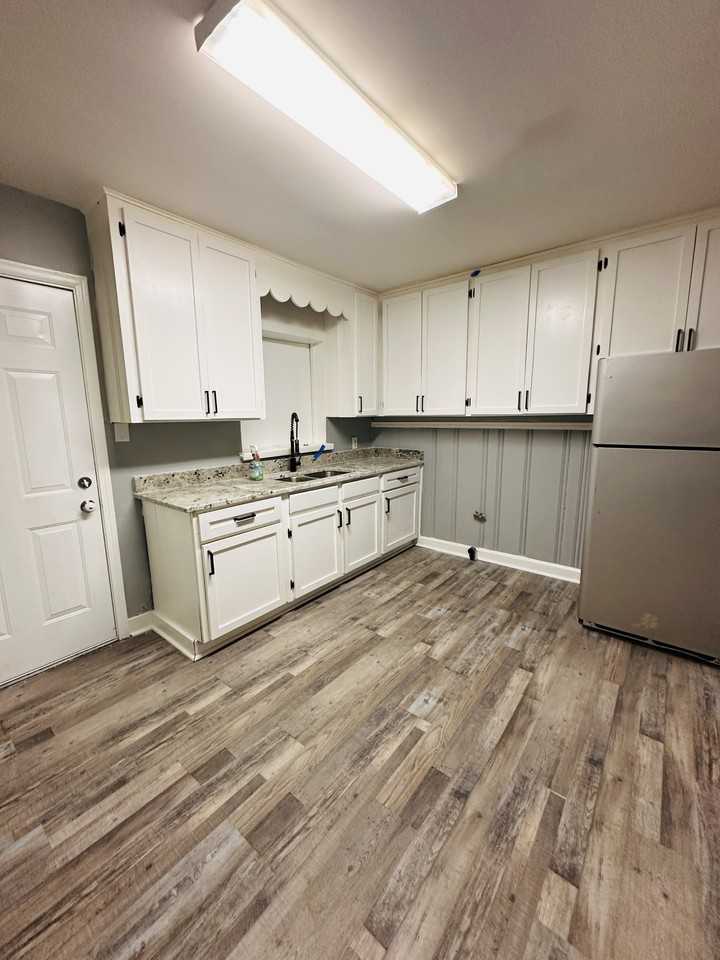 3620 Berkley Dr #NA - Photo 2 of 11