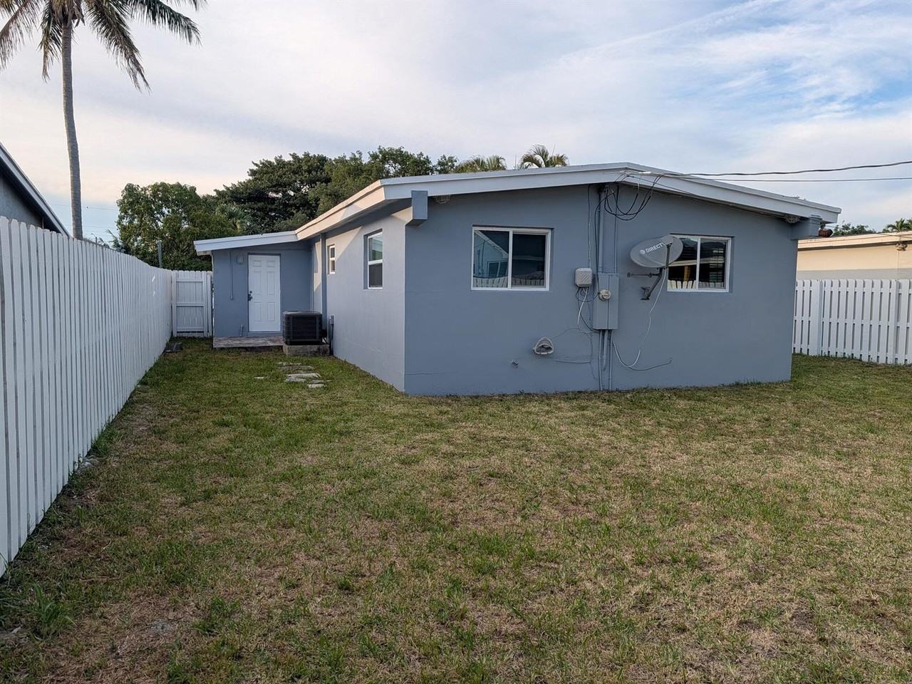 2990 Nw 7th Ct #NA - Photo 5 of 12