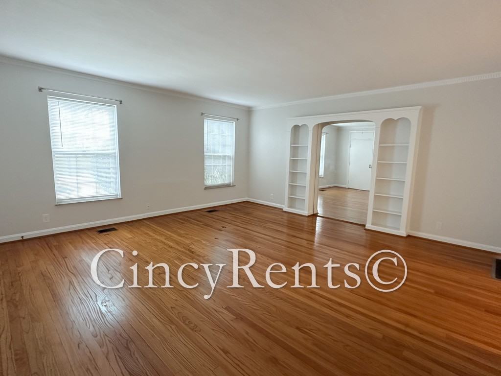 1118 Delta Ave #1 - Photo 4 of 23