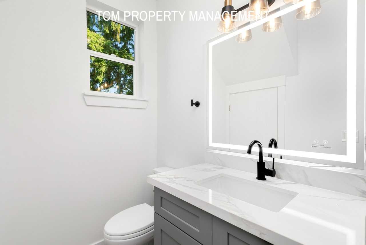 2336 23rd Ave S #NA - Photo 6 of 20