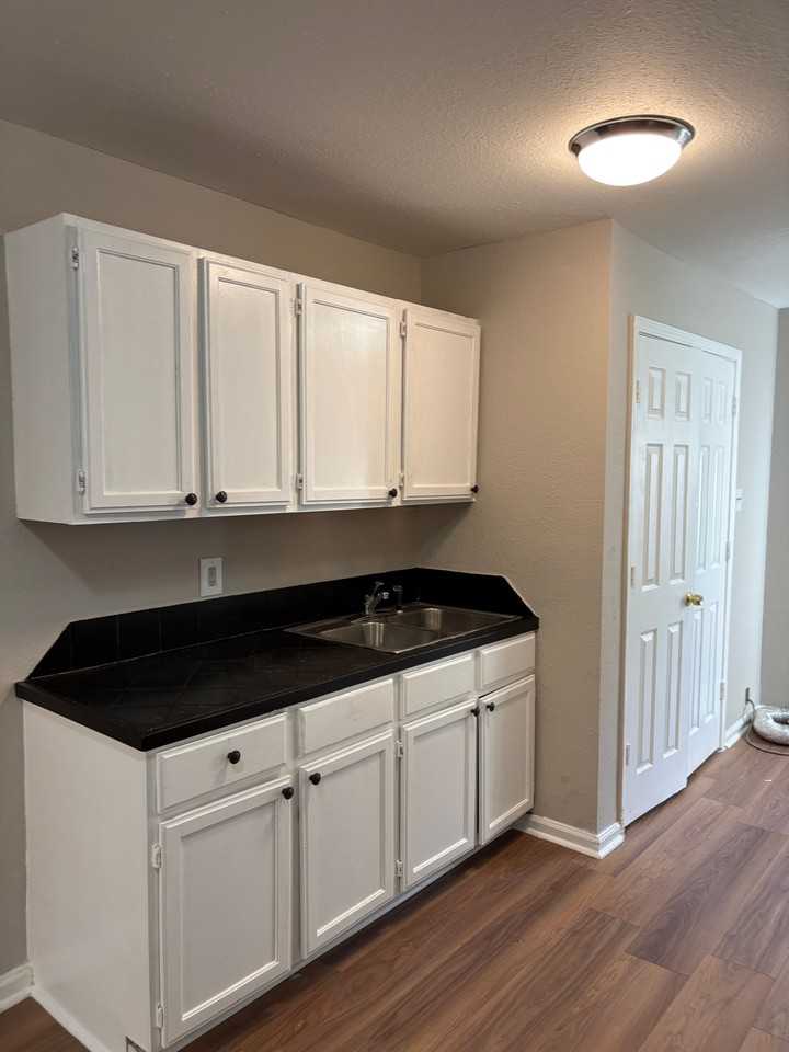 7719 Dorsett Dr #7719 - Photo 5 of 10