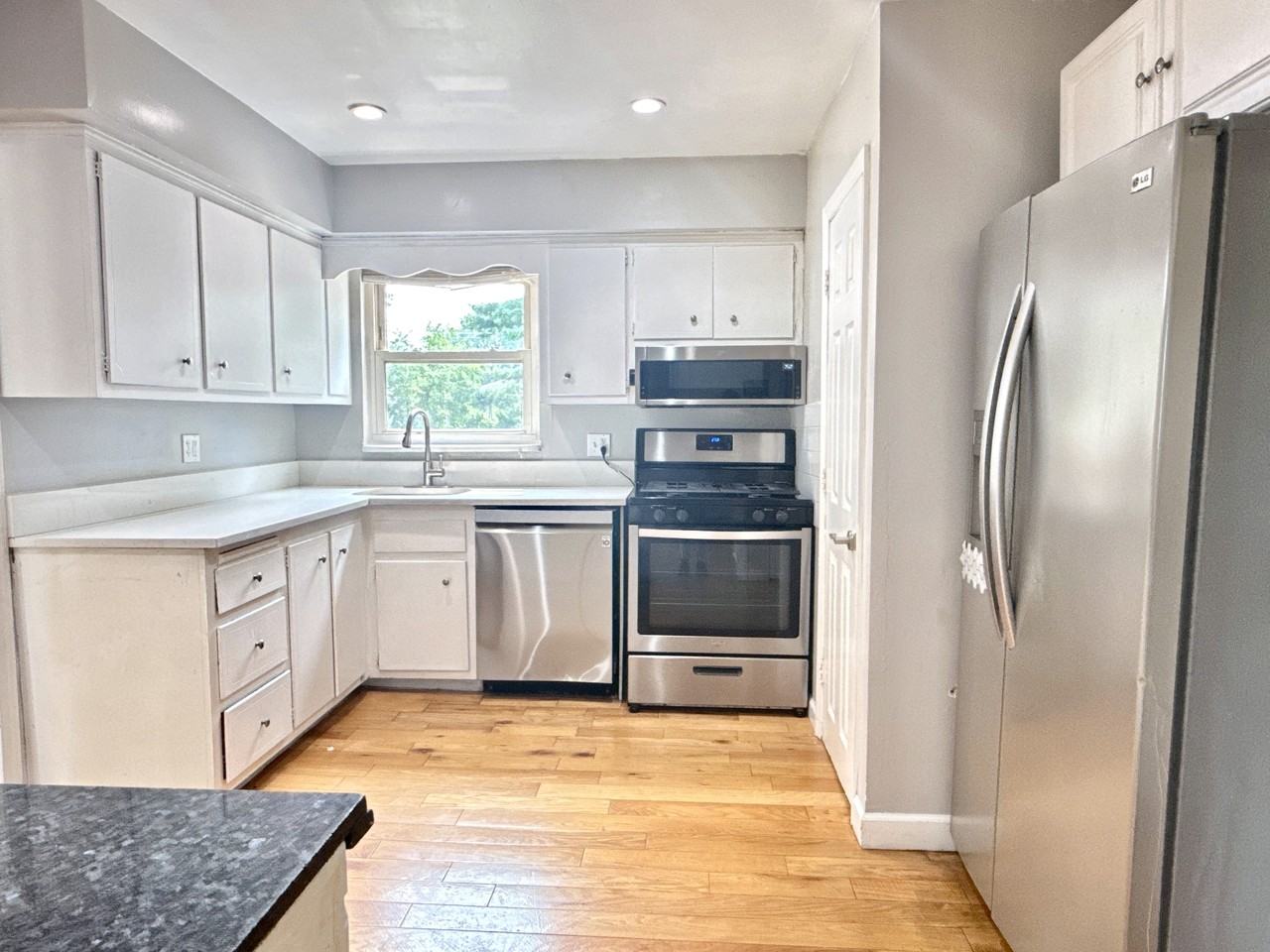 49 Maiden Lane #1 - Photo 5 of 11