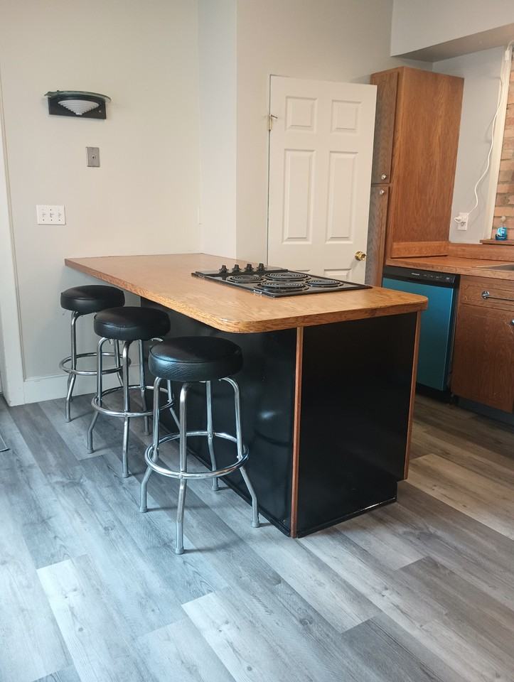 820 Kerr St #820 - Photo 3 of 36