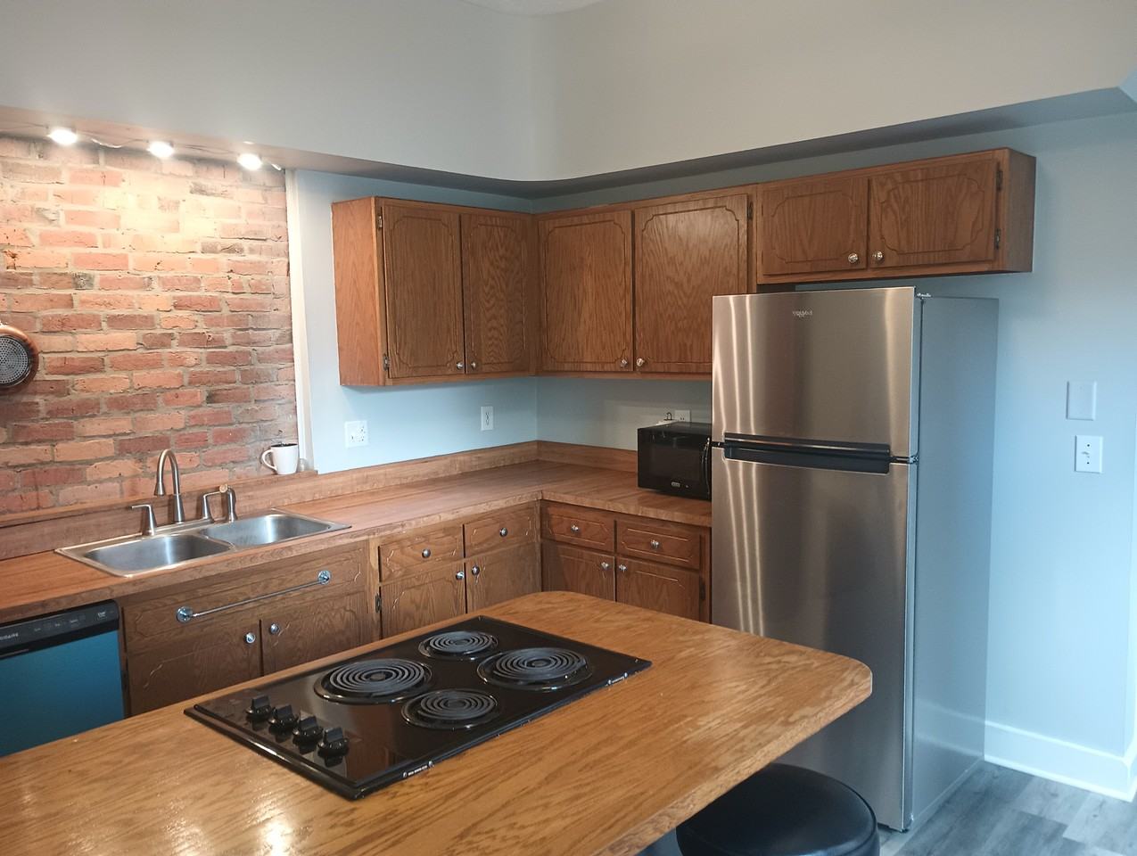 820 Kerr St #820 - Photo 4 of 36
