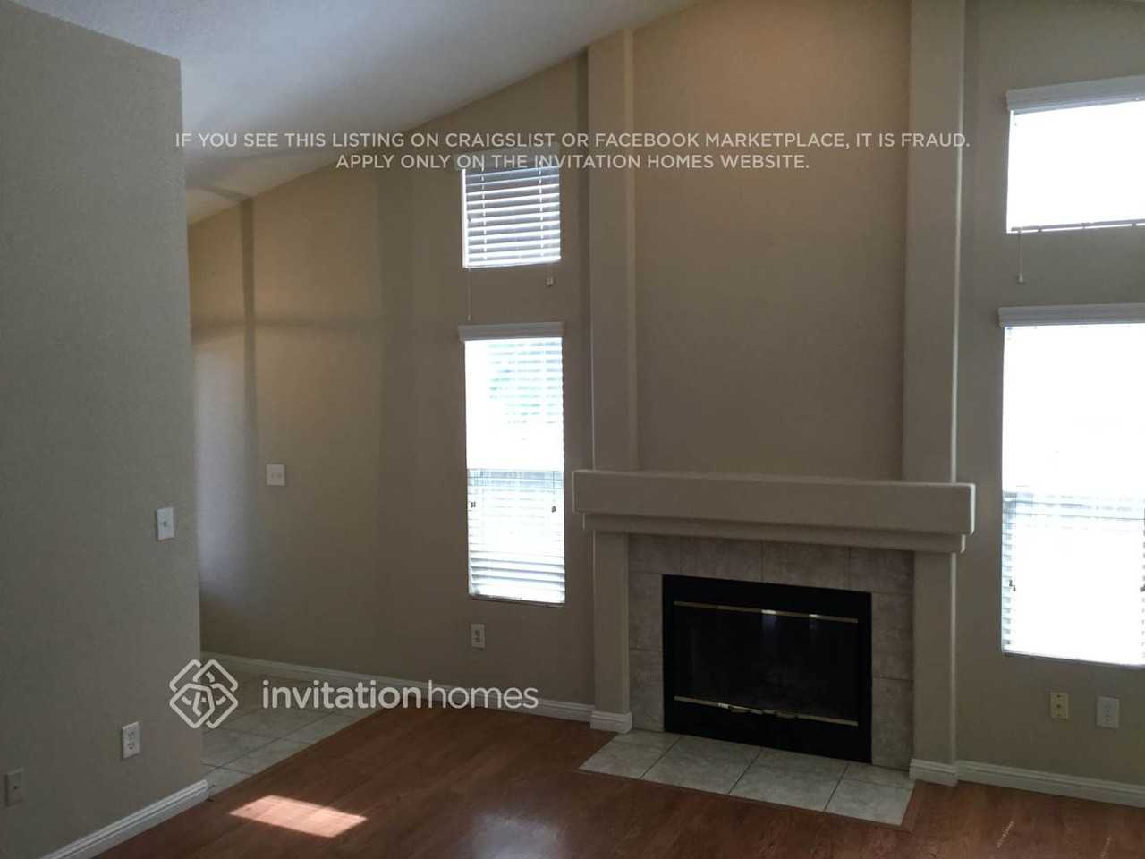 8210 Caribou Peak Way - Photo 4 of 11