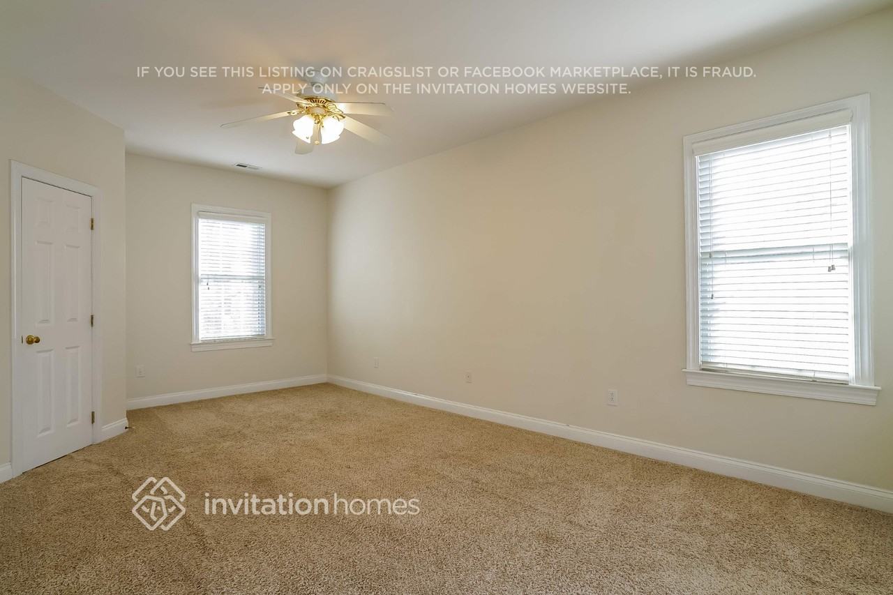 1173 Trentini Ave - Photo 6 of 11