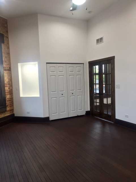 313 E Commercial Ave #B - Photo 3 of 14