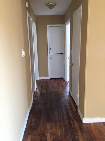 1330 Columbine St - Photo 4 of 8