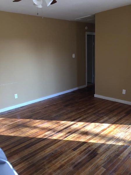 1330 Columbine St - Photo 6 of 8
