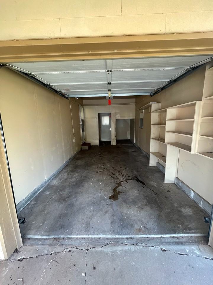 5024 Crockett St #1 - Photo 5 of 11