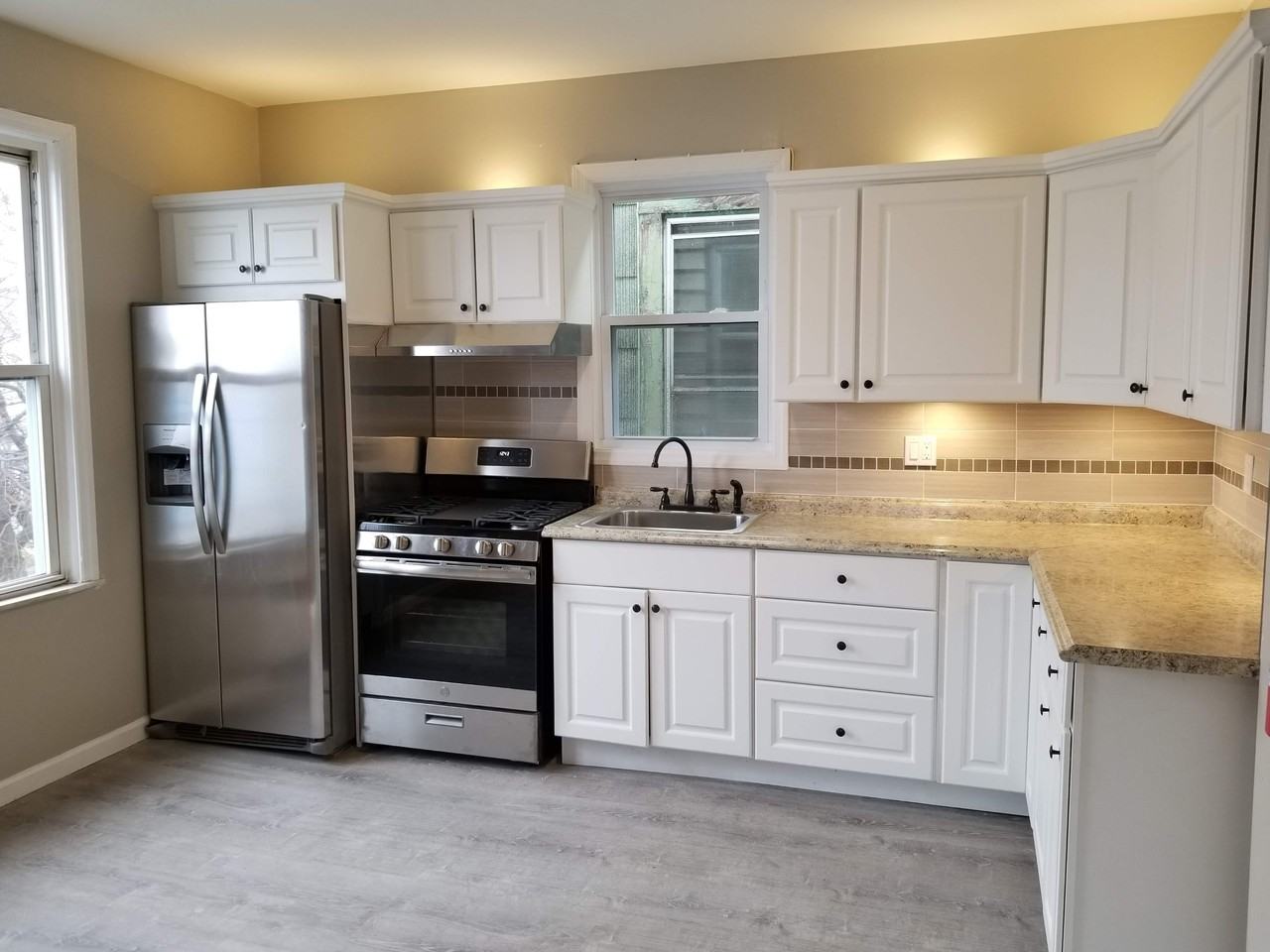 40 Olive St #2 - Photo 3 of 14