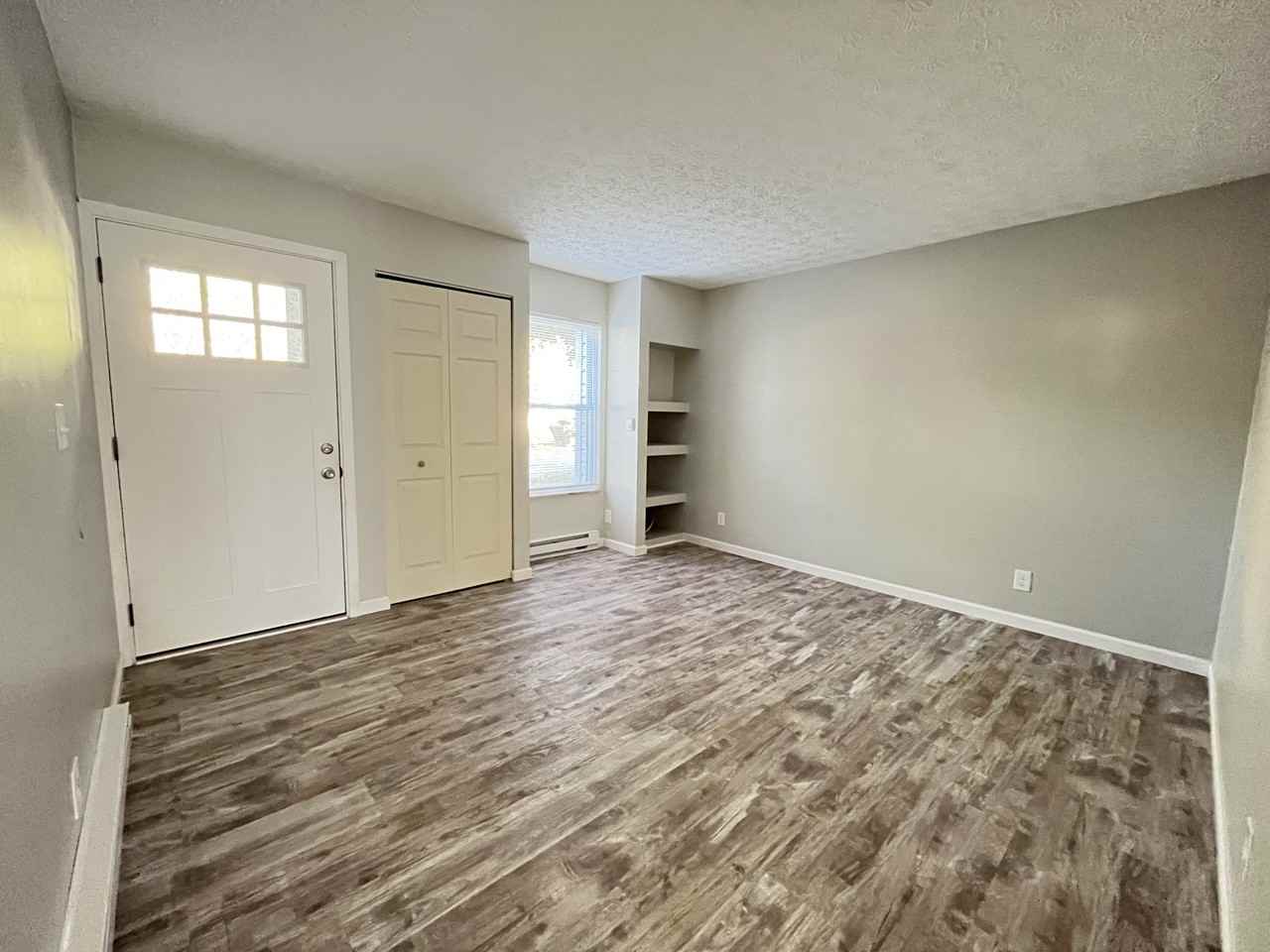200 Forest Ln