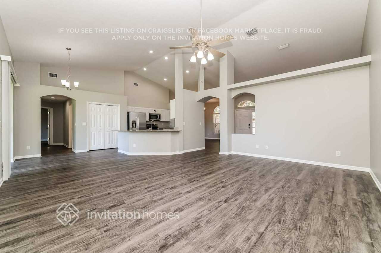 2822 Laurel Leaf Dr - Photo 3 of 17