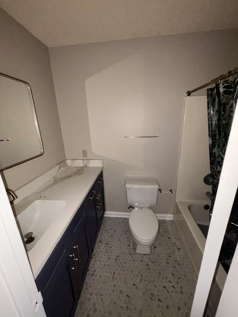 509 Peterson Dr #213 - Photo 3 of 15