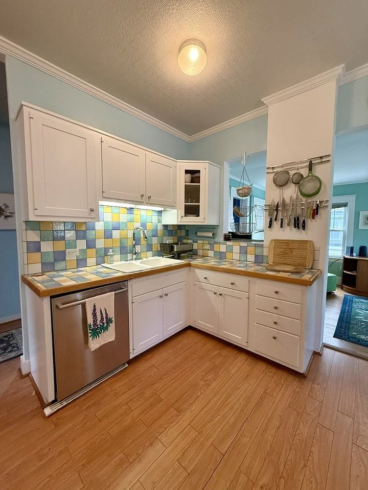 28 Clifton St - Photo 7 of 15