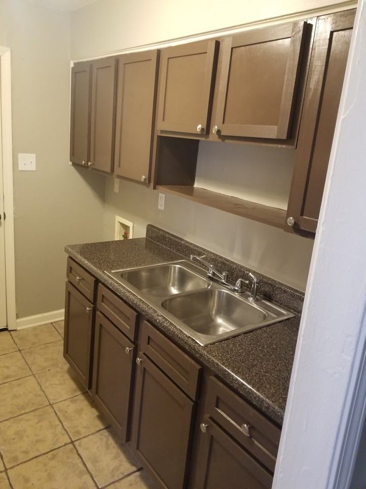2859 Baskin St #2861 - Photo 6 of 10
