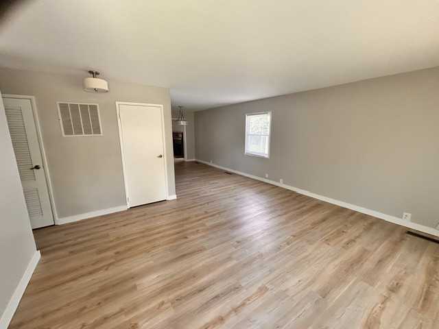 300 N Park Dr #1 - Photo 2 of 22