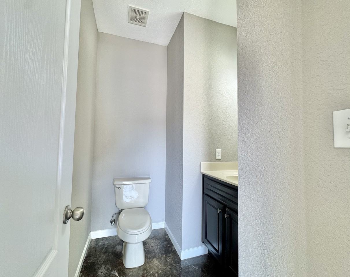 910 E Craighead Forest Rd #88 - Photo 3 of 37