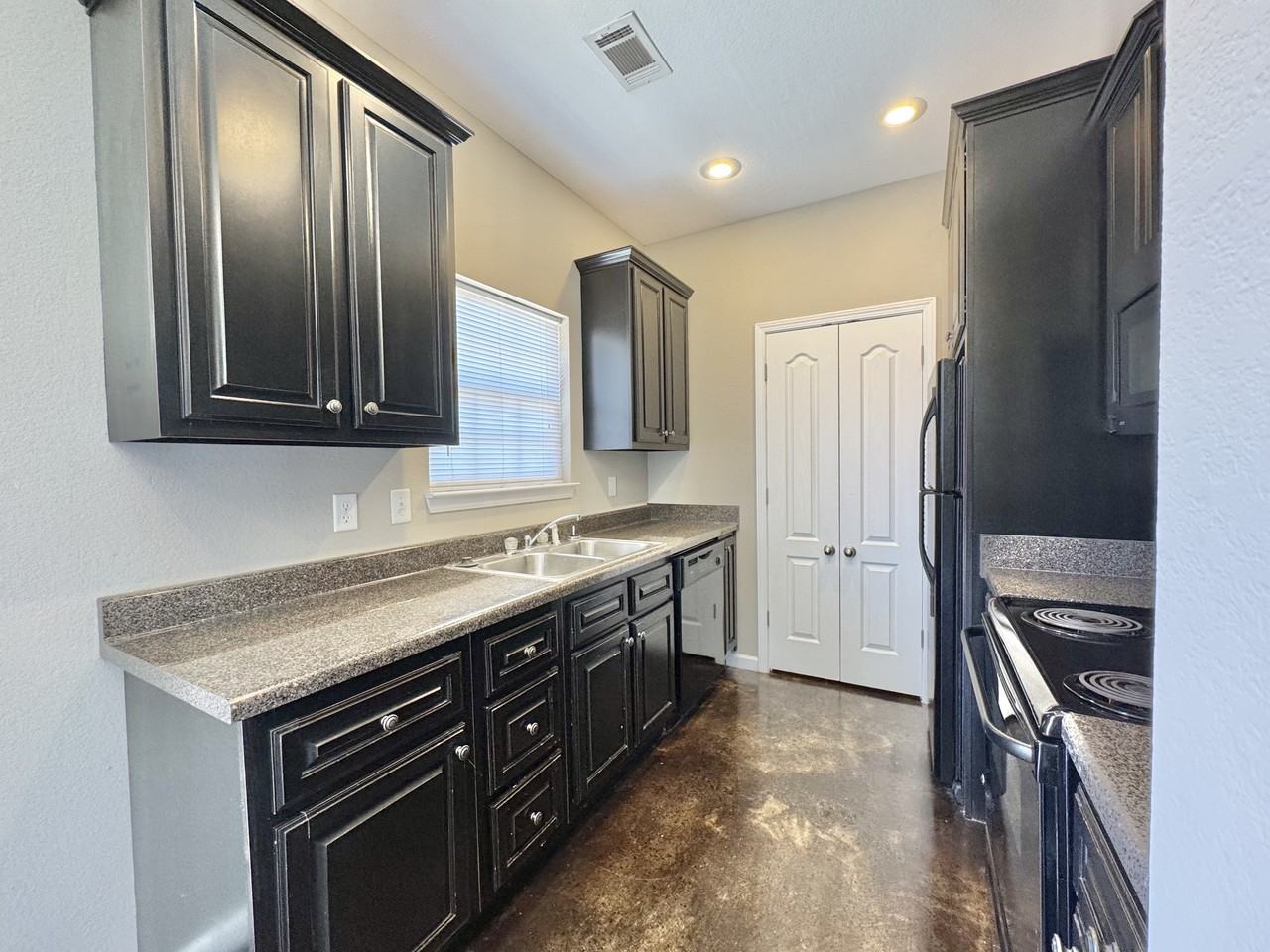 4328 Blair Cv #62 - Photo 4 of 37