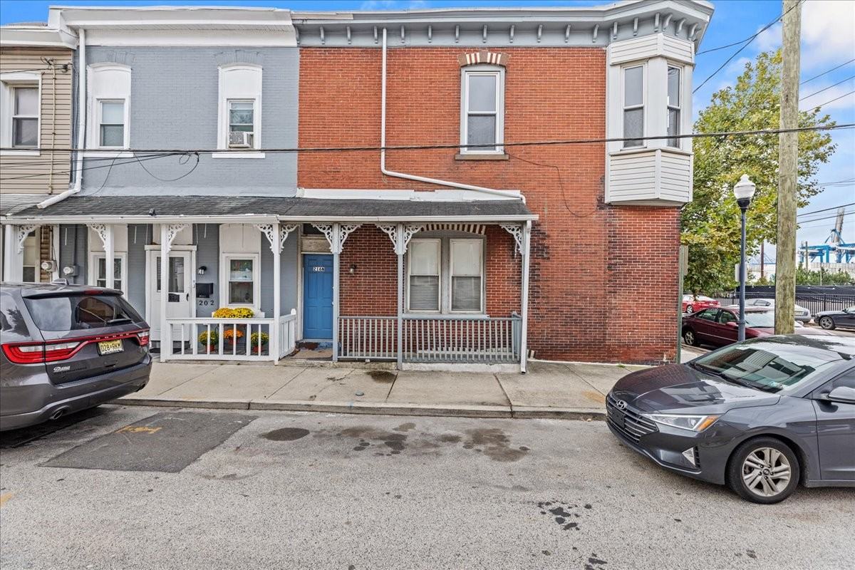 216 N King St #1 - Photo 3 of 27
