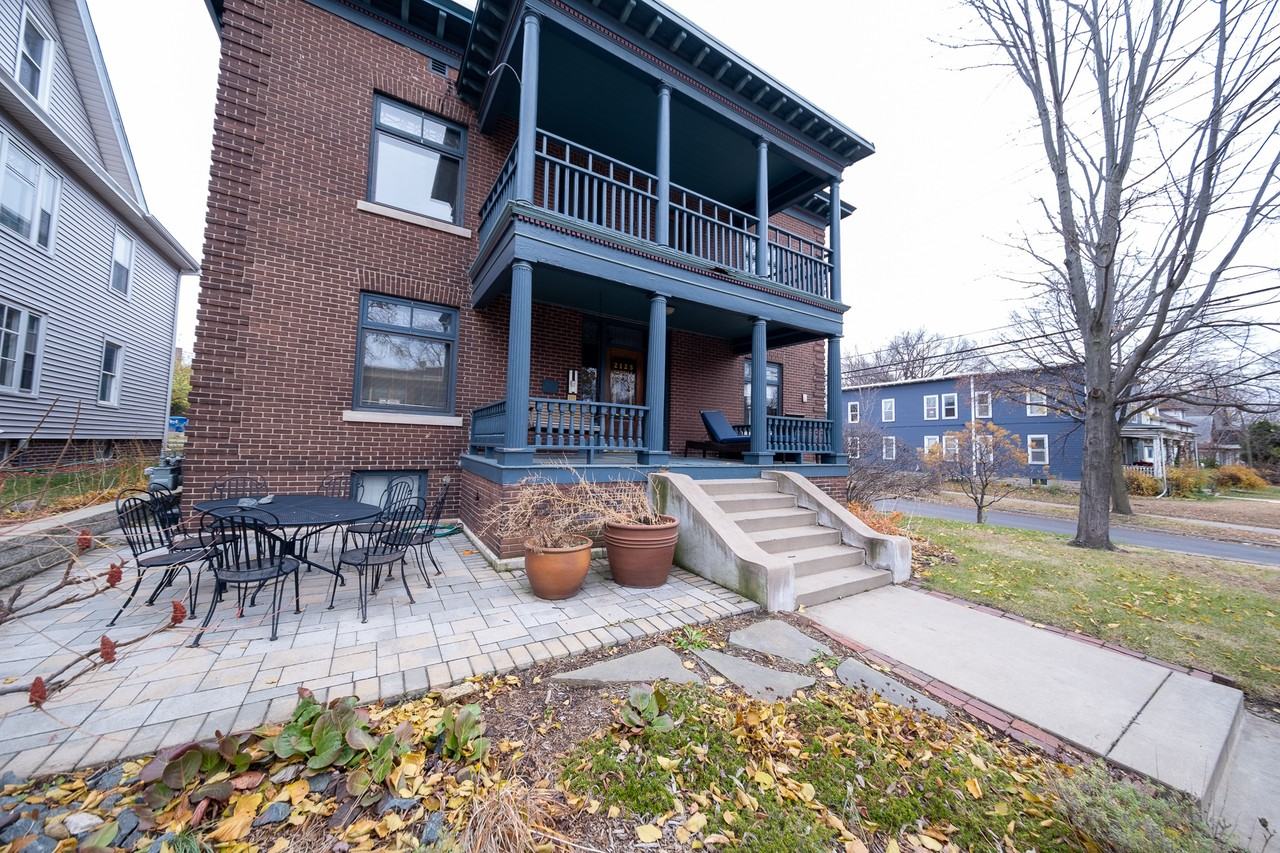 2125 Harriet Ave #2 - Photo 2 of 18