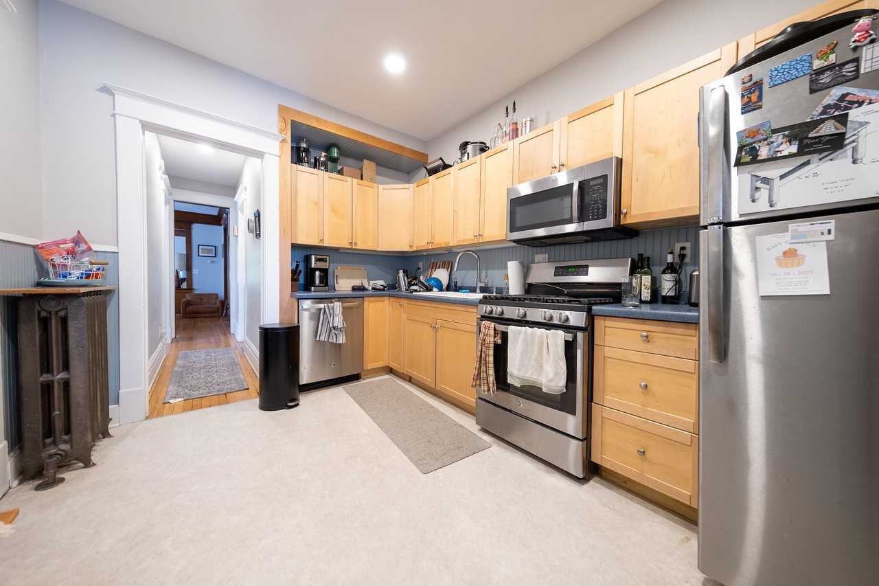 2125 Harriet Ave #2 - Photo 5 of 18
