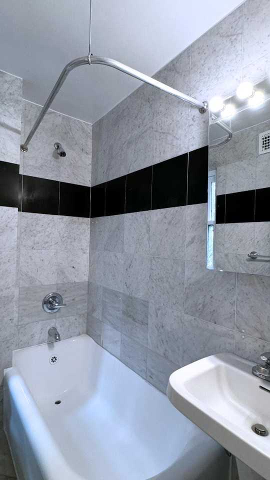 Christopher St #9G - Photo 3 of 4