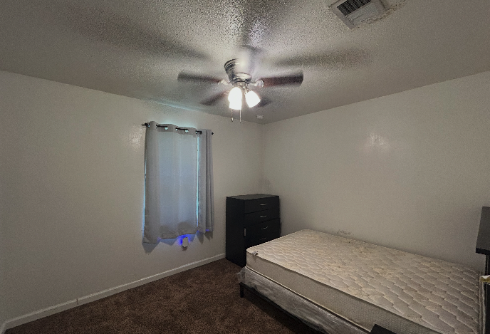 412 Juniper St #1 - Photo 3 of 10