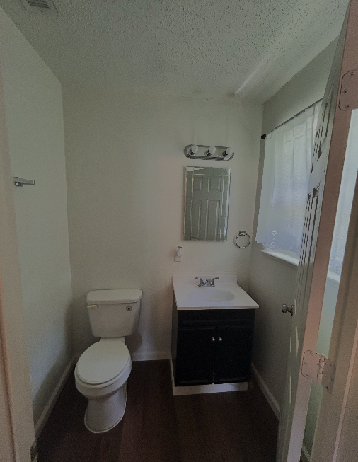 412 Juniper St #1 - Photo 4 of 10