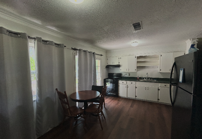 412 Juniper St #1 - Photo 6 of 10