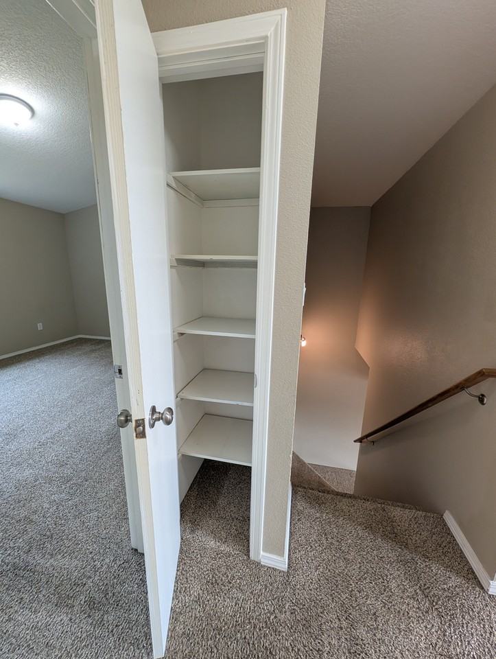194 S 12th St #1 - Photo 6 of 16