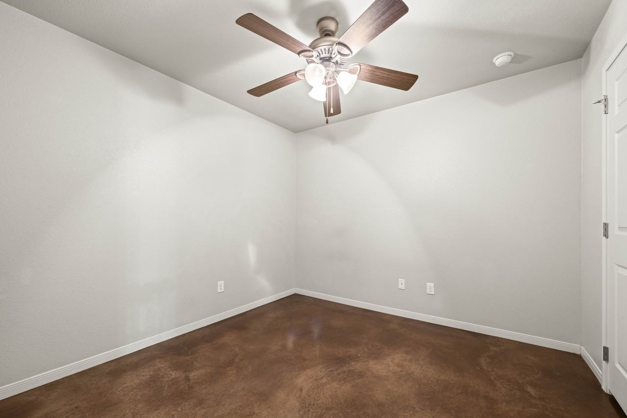 1521 Aztec Trce #A - Photo 2 of 22
