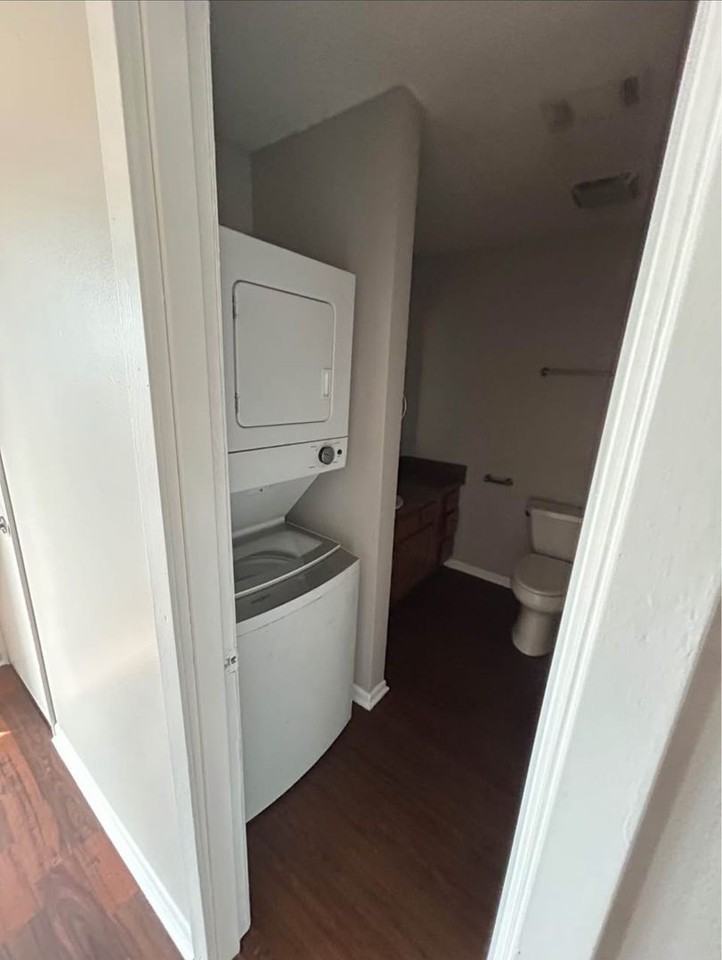 1 bed and 2 Beds Tucked away on Cantrell. Hidden Valley - Photo 7 of 11