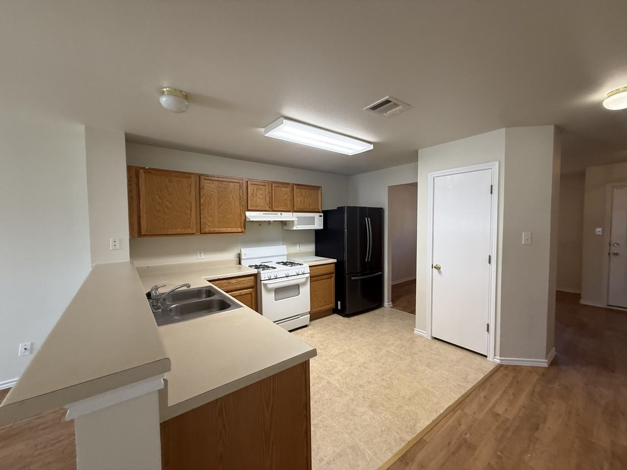 241 Carriage Way #1 - Photo 3 of 22