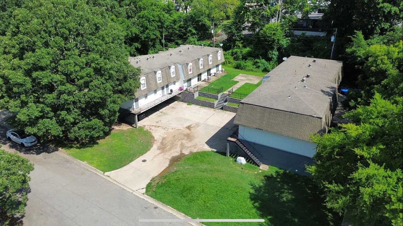 Stunning Townhome! 7718 S Street - Photo 2 of 11