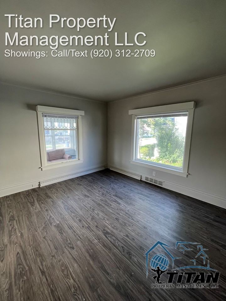 113 Ledgeview Ave #1 - Photo 4 of 12
