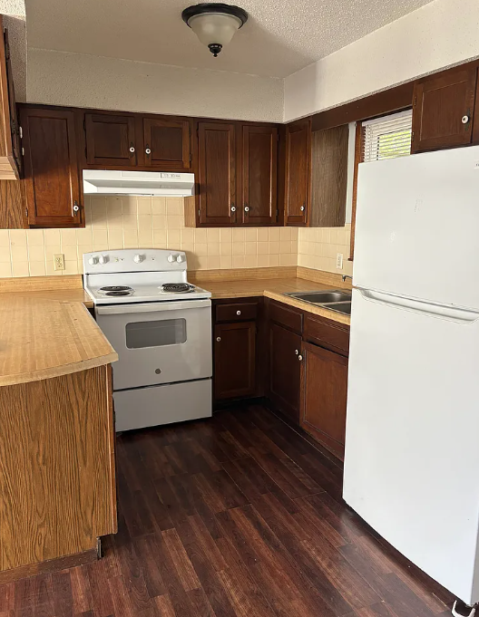 709 S Broadway Ave #709 - Photo 6 of 14