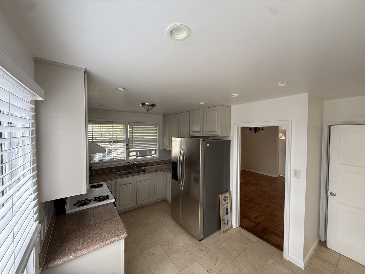 282 N Mayfair Ave #1 - Photo 7 of 21