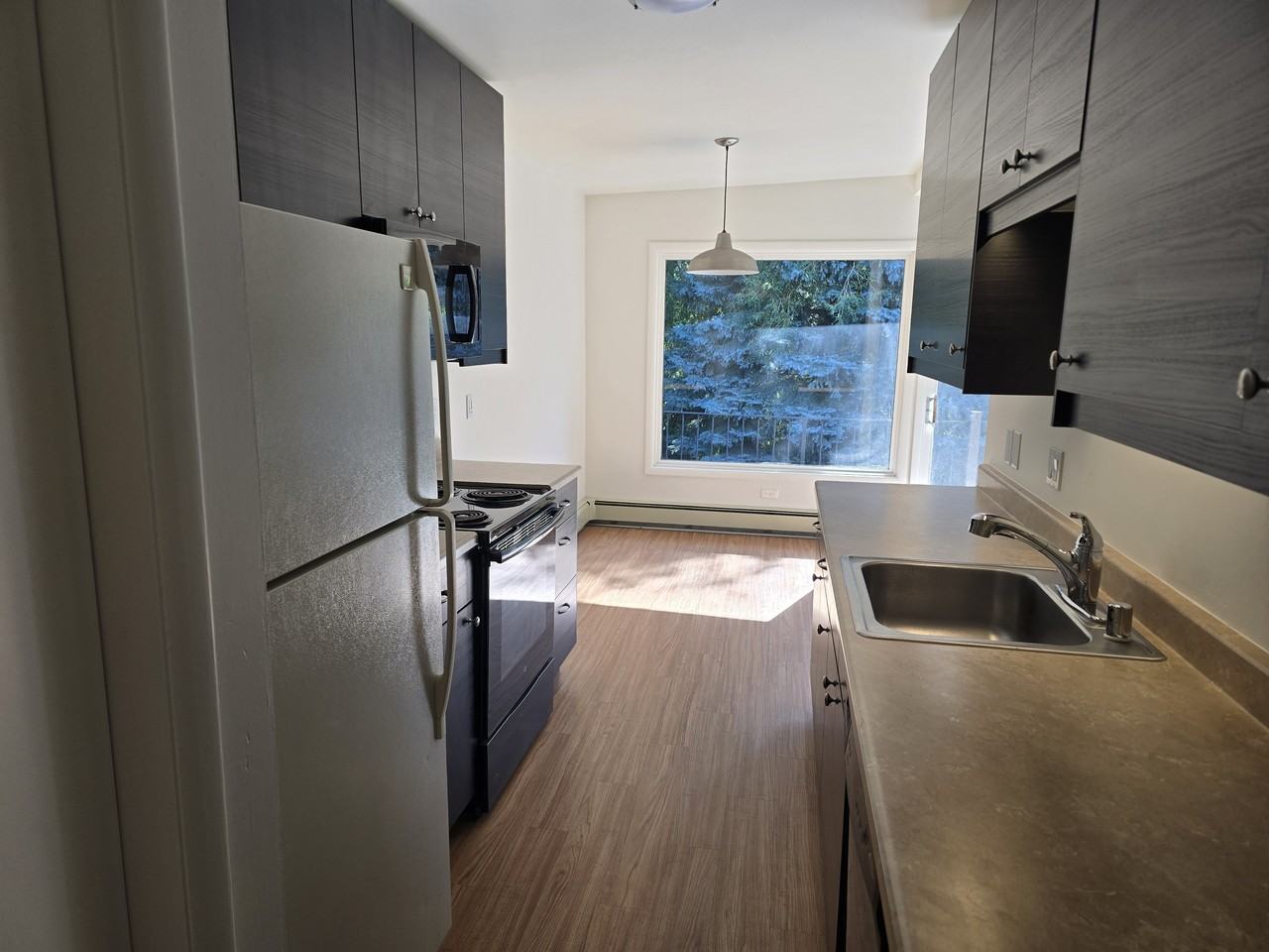 708 S 16th Ave #1 - Photo 6 of 17