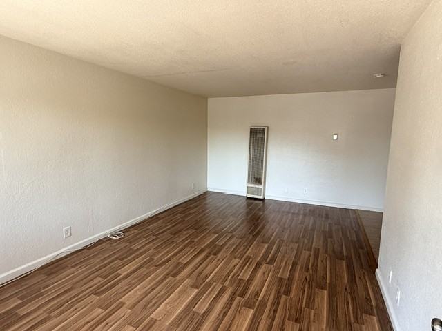 145 Catron Dr #C - Photo 2 of 9