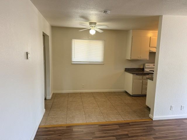 145 Catron Dr #C - Photo 4 of 9