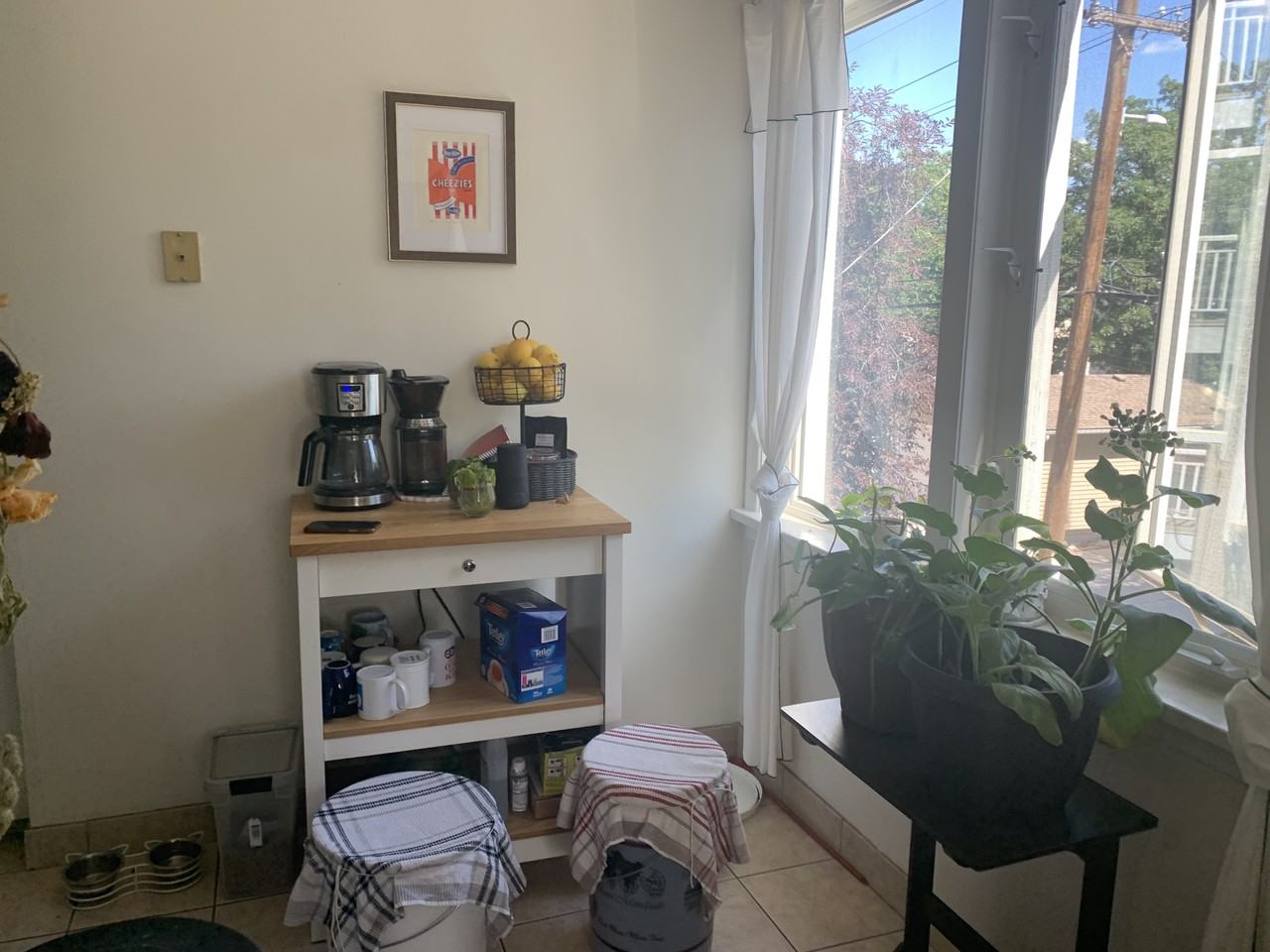 10923 124 St Nw - Photo 2 of 10