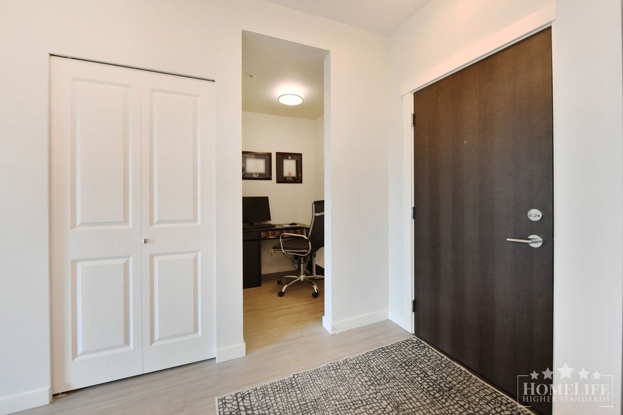 8150 207 St - Photo 2 of 40