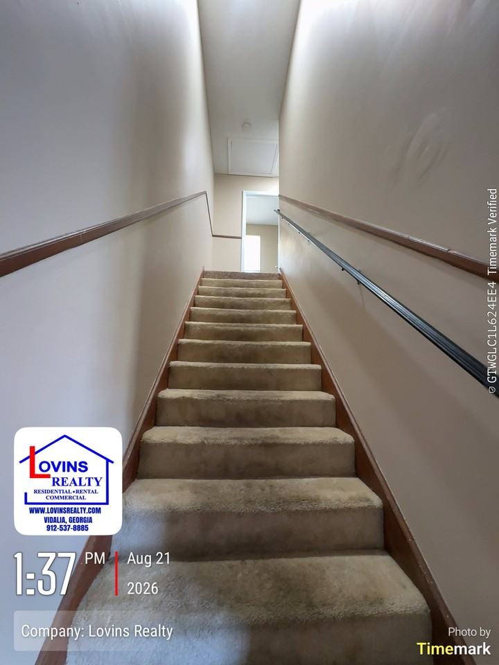 222 Arlington Dr #222 - Photo 5 of 8