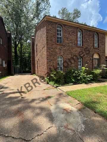 1281 Royal Oaks Cv #1 - Photo 2 of 24