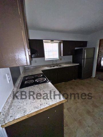 1281 Royal Oaks Cv #1 - Photo 6 of 24