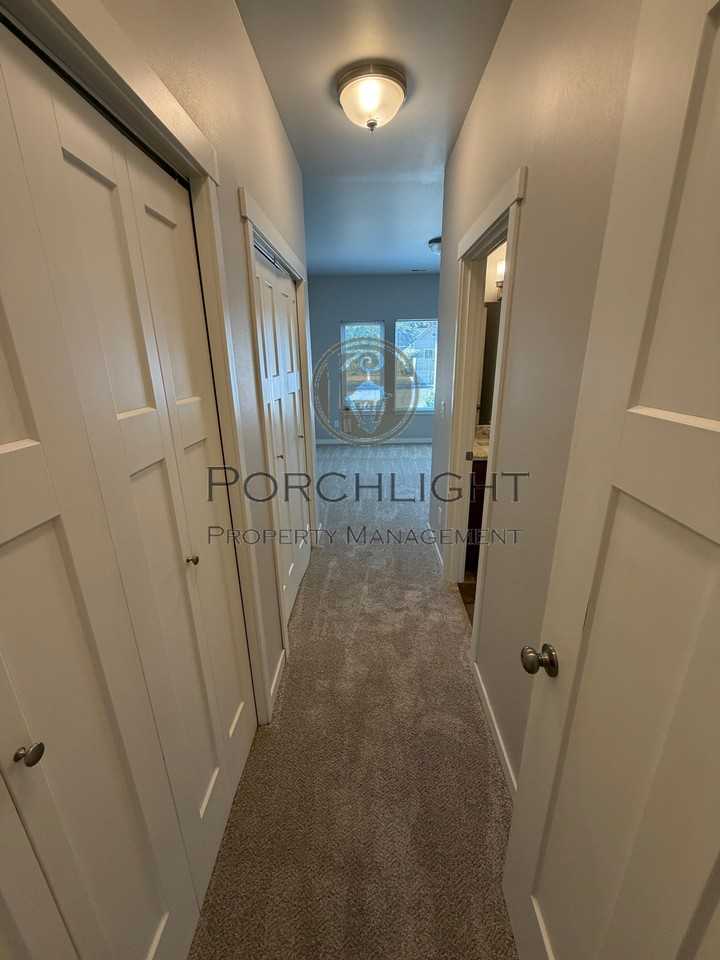 600 Pioneer CourtUnit B #1 - Photo 6 of 10
