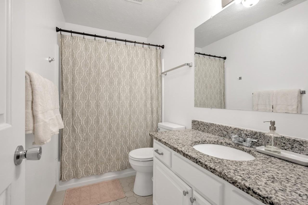 608 Georgetown Cir - Photo 6 of 11